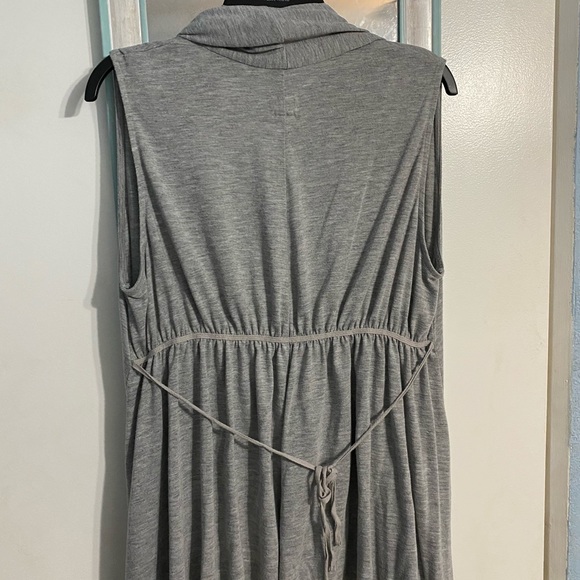 Knit Vest - Picture 3 of 4